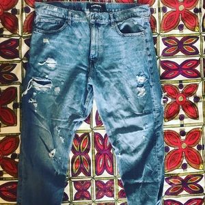 Distressed boyfriend jeans